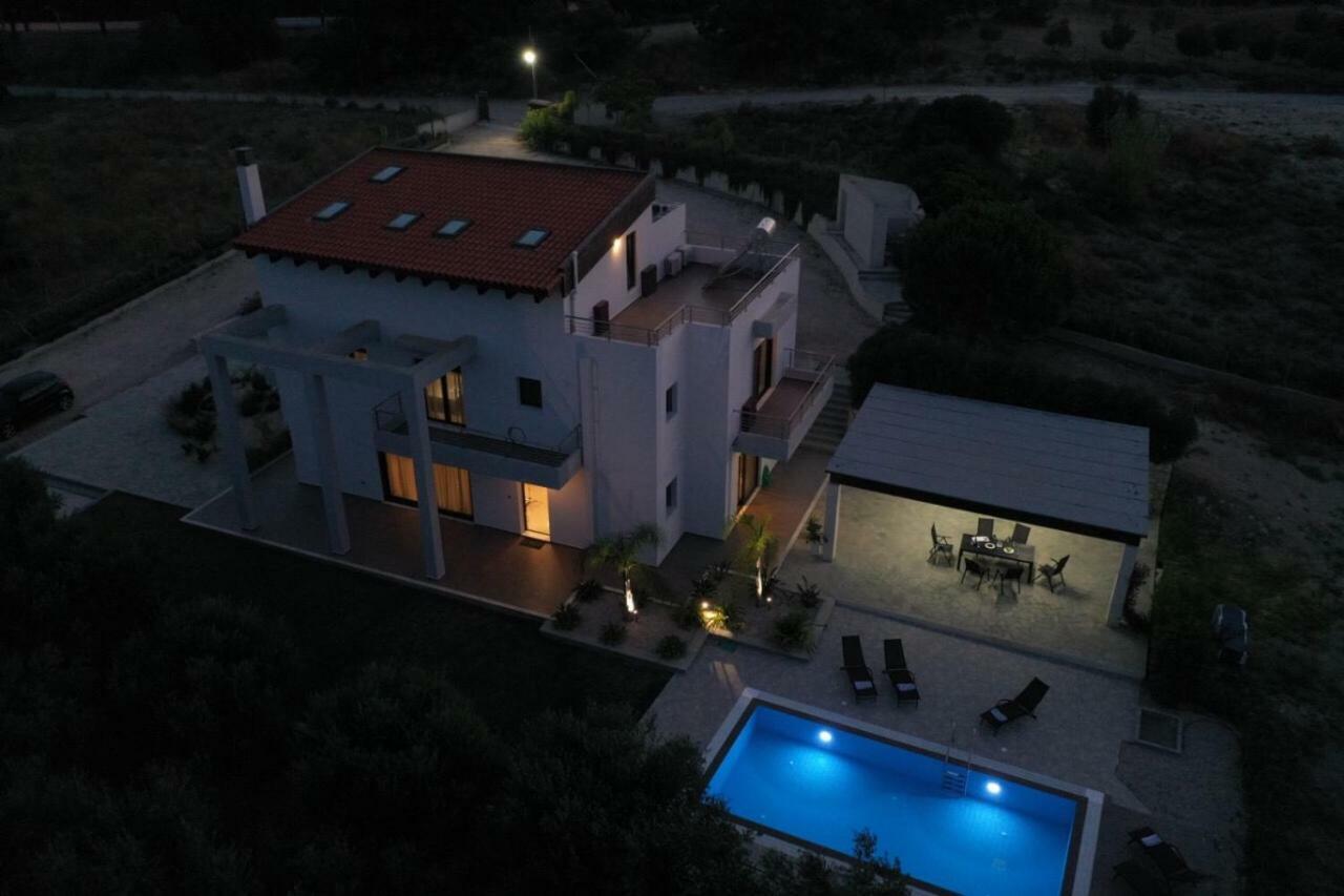 La Luna Villa Tsairi المظهر الخارجي الصورة
